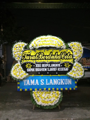 Papan Bunga Duka di Undar Andir
