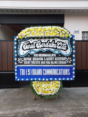 Papan Bunga Duka di Undar Andir